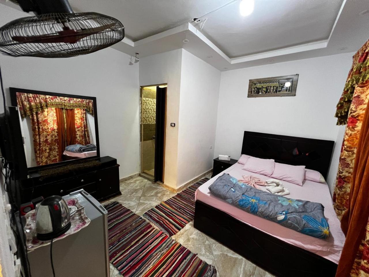 Bed and Breakfast Jana Pyramids View In 3 Kafret el-Gabal Exterior foto